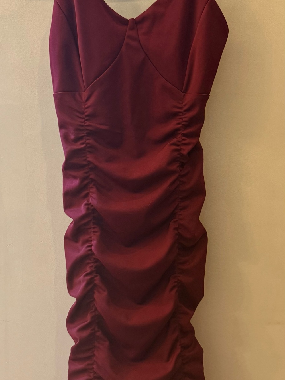 Women’s Ruched Burgundy Cocktail Dress